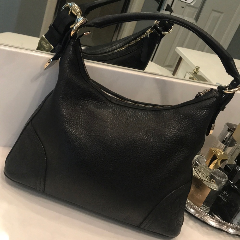 Black leather GUCCI bag
